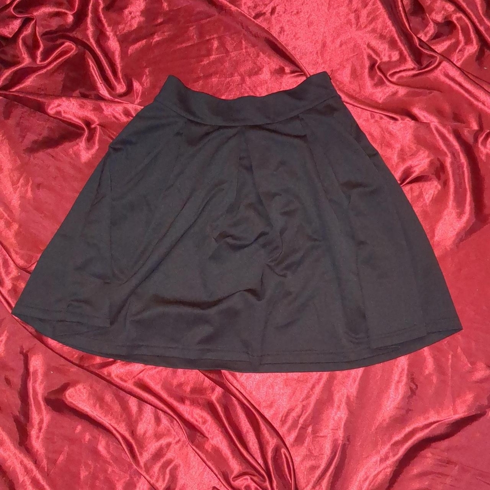 Elegant Black Skirt
